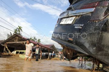 Fraksi PKS DPRD DKI potong gaji untuk bantu bencana Sumatera