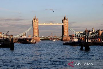 Inggris Pertimbangkan Lepas Aset Rusia yang Dibekukan demi Ukraina