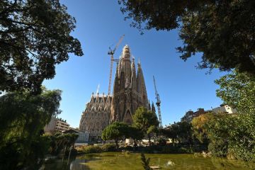 Teknologi AI dan drone percepat pembangunan Basilika Sagrada Familia
