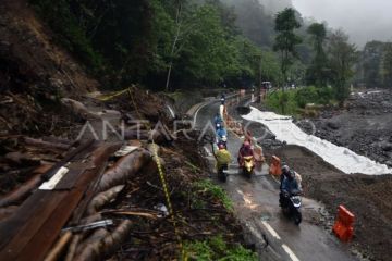 Akses khusus motor di jalan nasional Lembah Anai