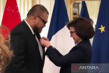 Joko Anwar dianugerahi gelar ksatria oleh pemerintah Prancis