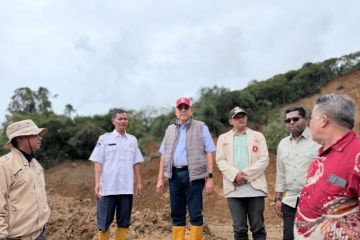 Kunjungi daerah bencana di Talamau, Irman Gusman ingatkan masalah data