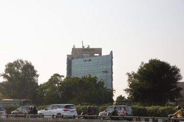 ReNew India teken perjanjian dengan Google untuk bangun PLTS  150 MW