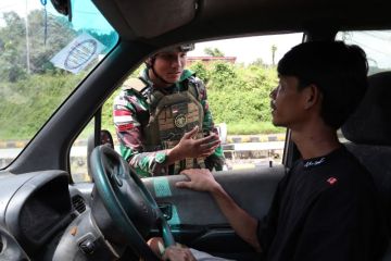 Satgas Pamtas Kostrad sweeping di Perbatasan Entikong