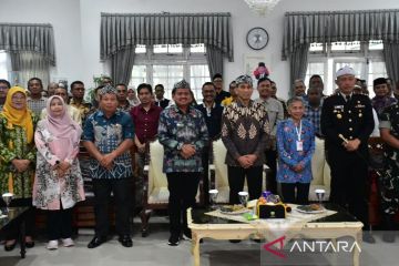 Wamendagri menegaskan reformasi birokrasi kunci layanan publik daerah
