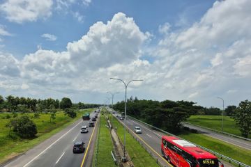 Astra Tol Cipali: 31 ribu unit kendaraan melintas H-4 Natal 2025