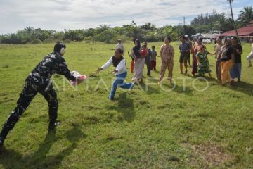 Distribusi bantuan lewat udara ke Pasaman Barat