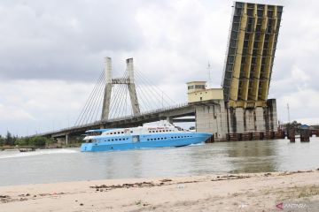 BMKG peringatkan gelombang tinggi dipicu Bibit Siklon Tropis 93S