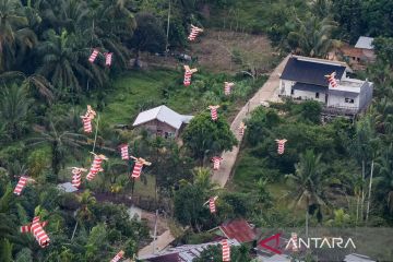Politik kemarin, bantah kotak logistik kosong hingga kapal perang baru
