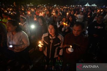 Natal di dunia diwarnai doa perdamaian untuk Palestina dan Ukraina