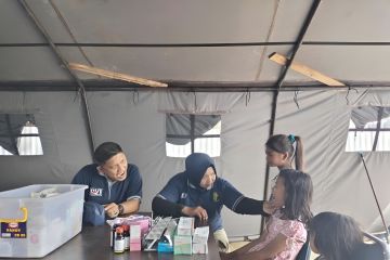 Polri gelar bakti kesehatan di Sumbar tangani penyakit pascabencana