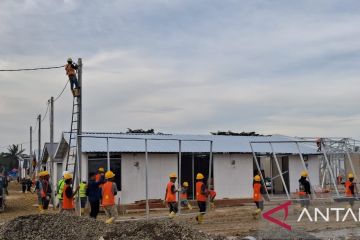 Kemensos beri Rp3 juta per keluarga untuk isi perabotan di huntara