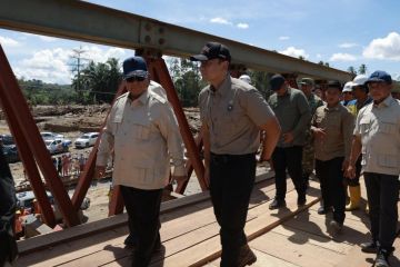 Seskab Teddy: Presiden Prabowo menginap di Tapsel, besok tinjau Aceh Tamiang