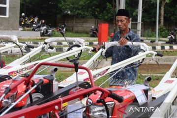Pemkab Kuningan: Bantuan alsintan dukung produksi pertanian