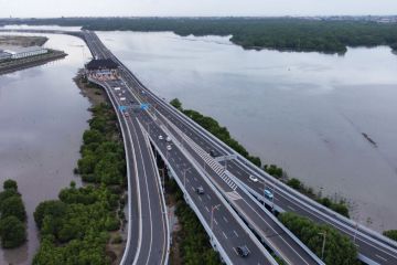 Tahun Baru 2026, lalin di lima ruas tol Regional Nusantara meningkat