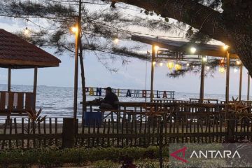 Glamping mengasyikkan di Pantai Ambalat