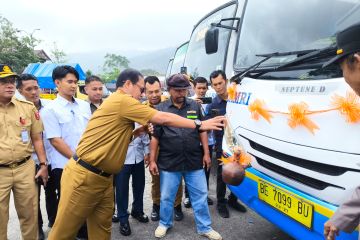 Bus Damri resmi layani rute Liwa-Lumbok Seminung dukung pariwisata