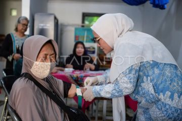 Kemarin, ratusan kampus teken kontrak kinerja hingga target CKG 2026