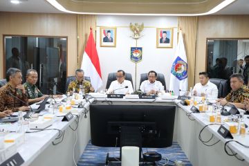 Mendagri bahas percepatan rehabilitasi pascabencana Sumatera