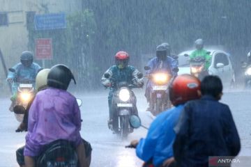Puncak musim penghujan wilayah Jawa Timur