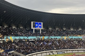 Taklukkan Persija 1-0, Persib juara paruh musim