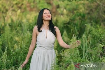 Dee Lestari rilis single pembuka untuk album ketiganya