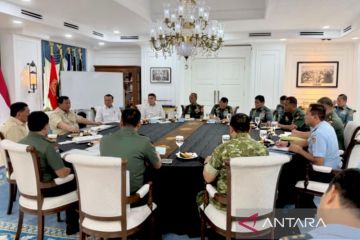 Di Istana Merdeka, Prabowo beri arahan geostrategi ke pimpinan TNI