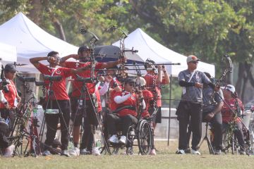 Ken dan Ayudia melaju ke final para panahan APG 2025&nbsp;