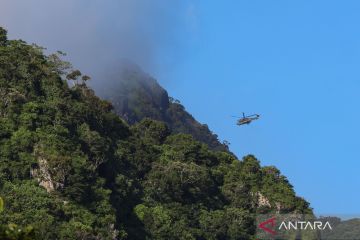 Kondisi cuaca dan awan tebal sulitkan pencarian pesawat ATR 42-500