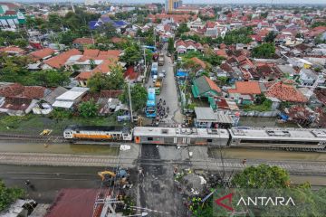 Lintasan rel kereta api di Pekalongan sudah bisa dilewati