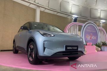 Mobil listrik Geely EX2 diluncurkan dengan harga mulai Rp229 juta