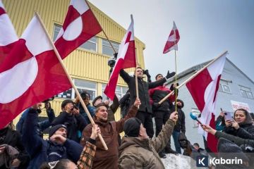 Trump dikabarkan ingin bujuk warga Greenland dengan uang Rp17 miliar