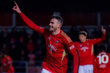 Kalahkan Swindown Town skor 3-2, Salford City ke putaran keempat Piala FA