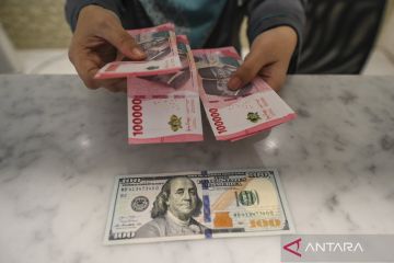 Nilai tukar Rupiah berpotensi menguat seiring isu intervensi terhadap The Fed