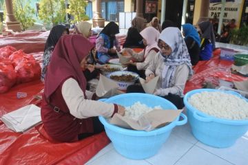 Dapur umum korban banjir Situbondo