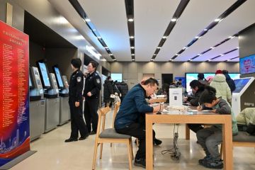 Potret layanan dokumen perjalanan jelang Imlek di Tianjin