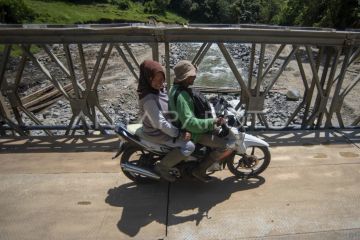 Jembatan bailey selesai dibangun di Agam