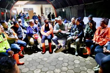 Timwas DPR pastikan penanggulangan bencana longsor Desa Pasirlangu optimal