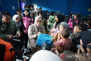 Menteri Arifah menekankan trauma healing bagi korban longsor di Cisarua