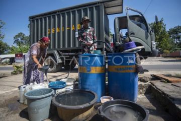 Penyaluran air bersih di Palembayan