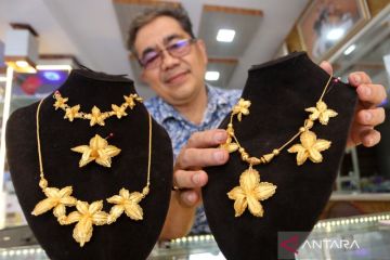 Harga emas Antam hari ini Kamis 5 Februari 2026 Rp2.956.000 per gram