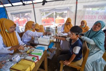 Pelayanan kesehatan di pengungsian Palembayan