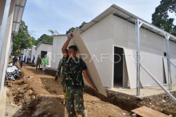 Percepatan pembangunan huntara di Palembayan