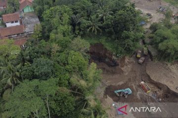 Aktivitas tambang pasir ilegal di Kota Tasikmalaya