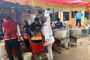 Kemensos pastikan kebutuhan ribuan korban banjir di Subang tercukupi