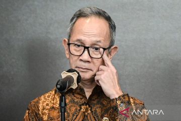 Kemarin ekonomi, Ketua OJK mundur hingga IHSG bergerak menguat