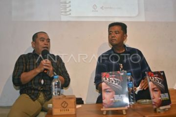 Peluncuran buku pewarta foto ANTARA