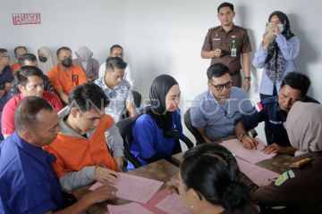 Tersangka pembunuhan Brigadir Esco diserahkan ke JPU