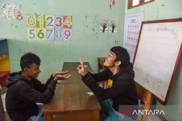 Teknologi khusus tes kemampuan akademik bagi SLB