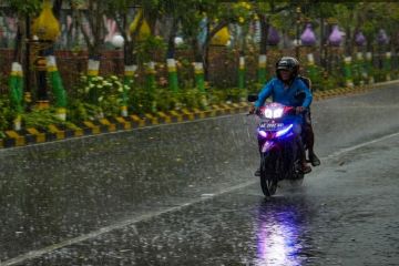 Sabtu, BMKG prakirakan mayoritas wilayah Indonesia diguyur hujan